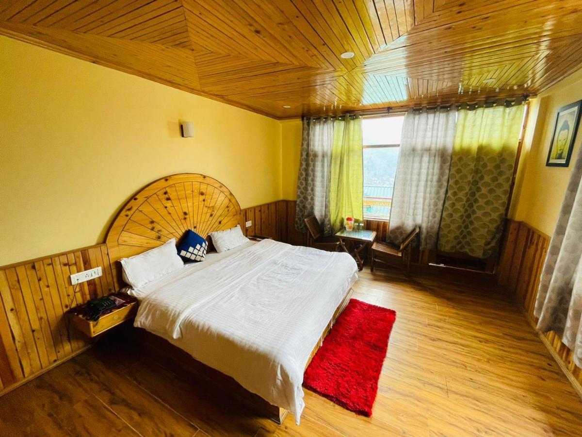 Pause At Manali Hotel Exterior photo
