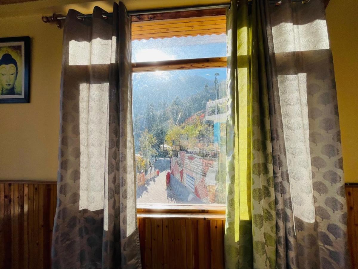 Pause At Manali Hotel Exterior photo