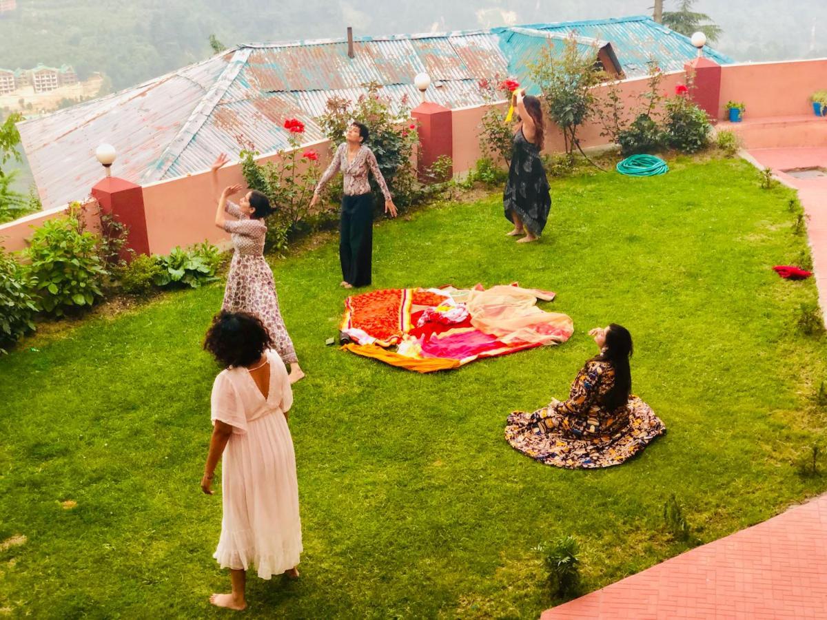 Pause At Manali Hotel Exterior photo