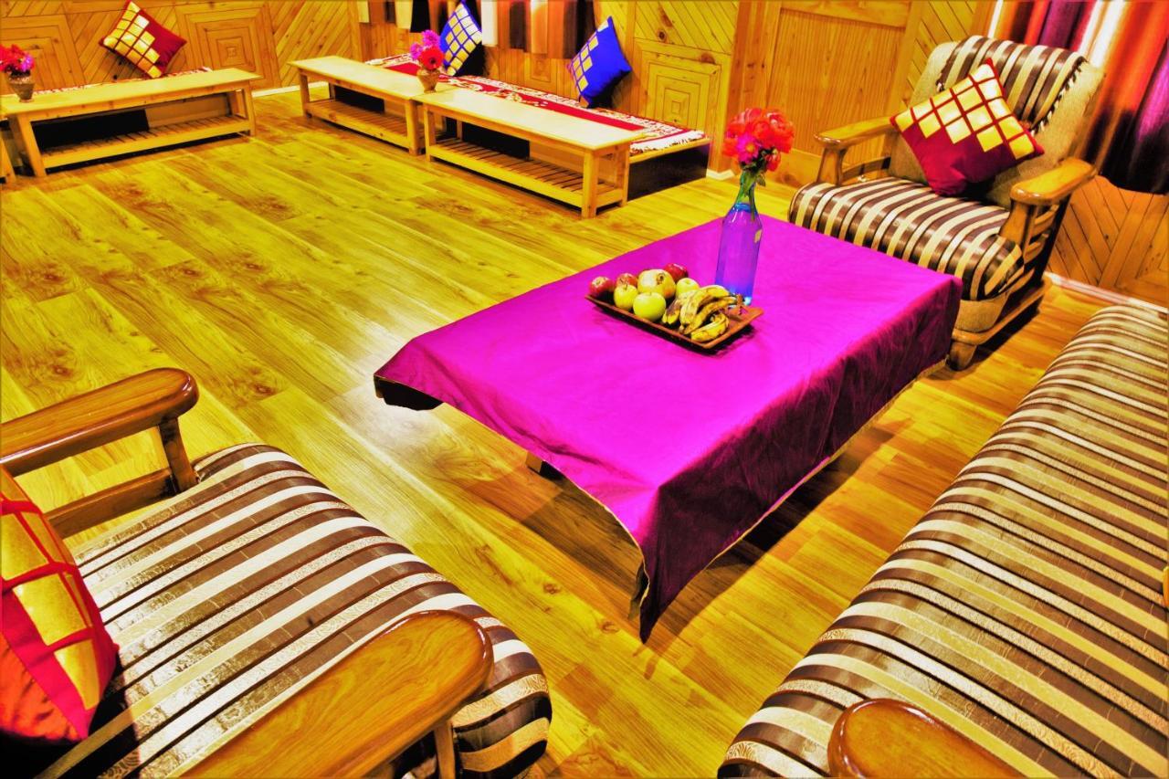Pause At Manali Hotel Exterior photo